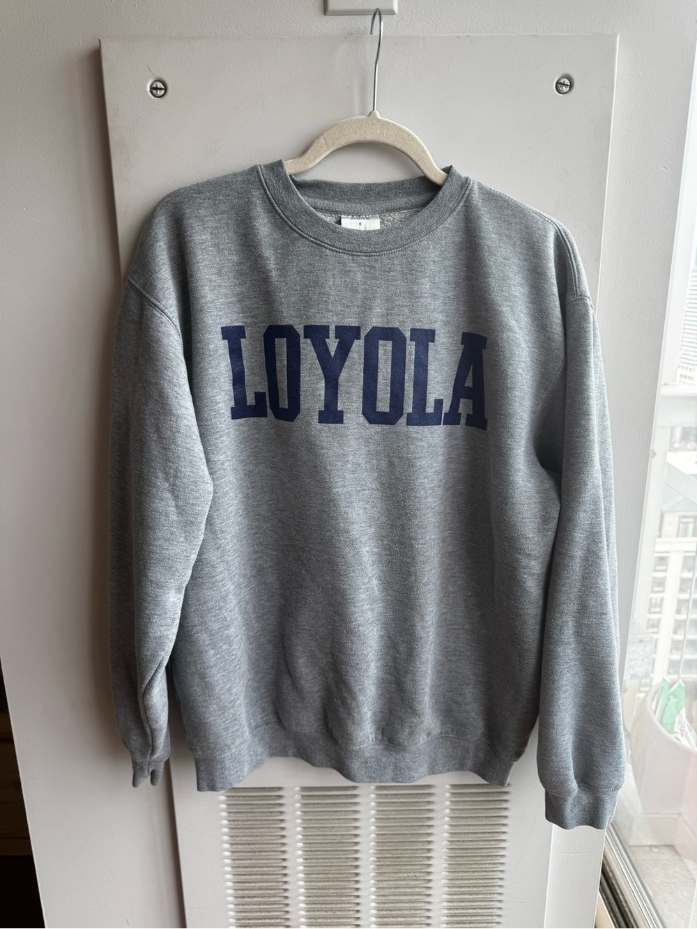 Loyola University Grey Crewneck Sweatshirt Collegiate Logo Size S